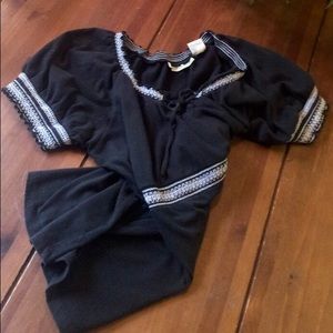 Black and white peasant top